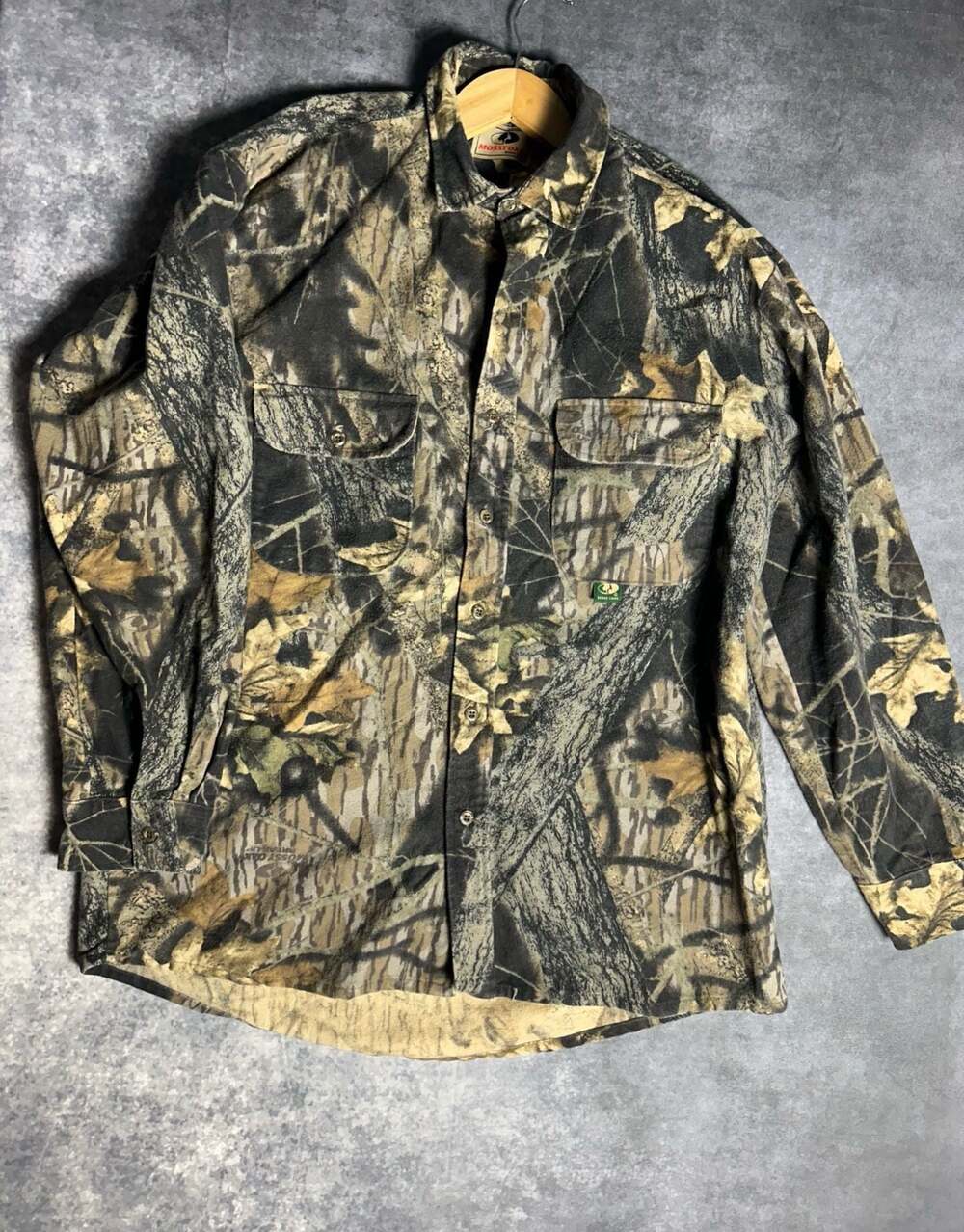 Heavyweight Mossy Oak Camo Shirt | Hunting Workwear Utility Button Up.